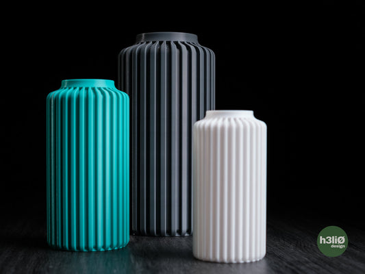 Vase Solara, le trio en scène.