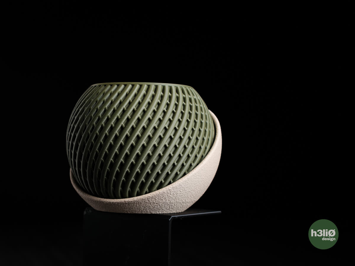 Jardinière Tróia, version Matcha Green.
